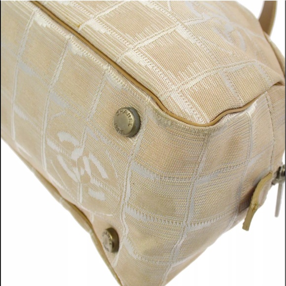 Chanel CC Travel Line Beige Nylon Handbag - Picture 4 of 12